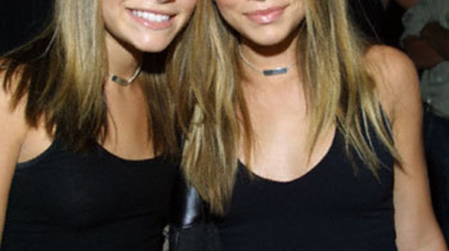 Mary-KateAshley Olsen