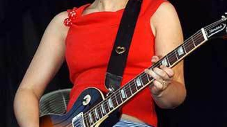 DonnasC_SirenMusicFest_ConeyIslandNY_072002