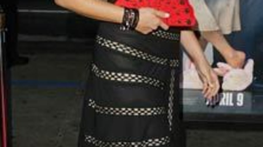 NHenstridge1_MannGraumansTheater_HollywoodCA_04070
