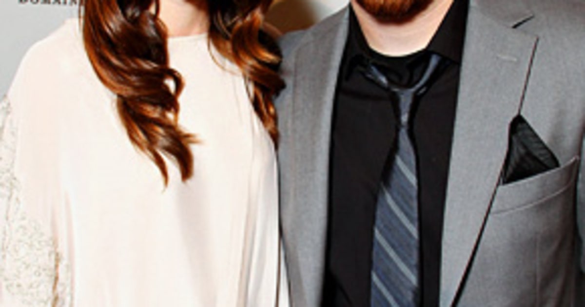 lee dewyze jonna walsh dating Lee dewyze and jonna walsh: engaged annalynne mccord and dominic purcell: new, unexpected couple alert paris hilton and cy waits: on the rocks blake lively and leonardo dicaprio: off to disneyland cameron diaz and a- rod: it's not over chelsea handler on 50 cent: we dated, but. lee dewyze jonna walsh dating Lee dewyze and jonna walsh: engaged annalynne mccord and dominic purcell: new, unexpected couple alert paris hilton and cy waits: on the rocks blake lively and leonardo dicaprio: off to disneyland cameron diaz and a- rod: it's not over chelsea handler on 50 cent: we dated, but.