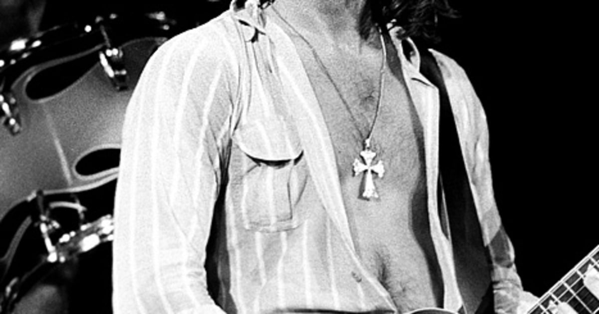 Guitarist Ronnie Montrose Dead at Age 64 - Us Weekly