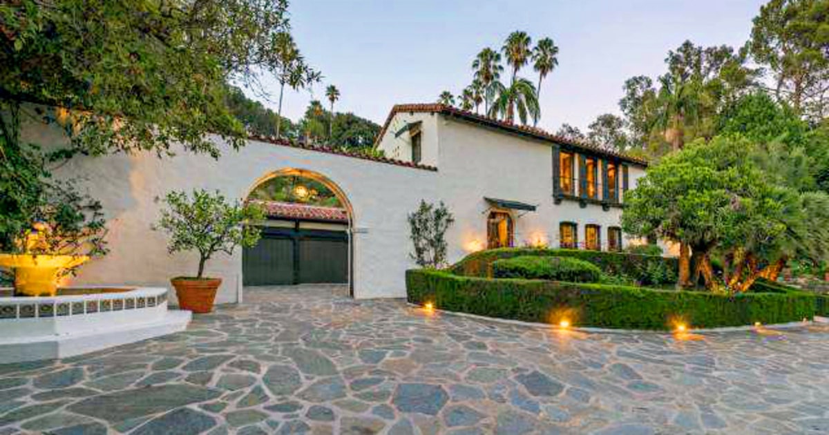 Love Nest Robert Pattinson Selling Los Feliz Home for 6.75 Million