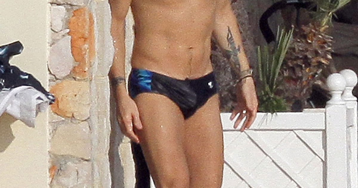 Keith Urban | Celeb Guys in Speedos | Us Weekly Jessica Biel Baby