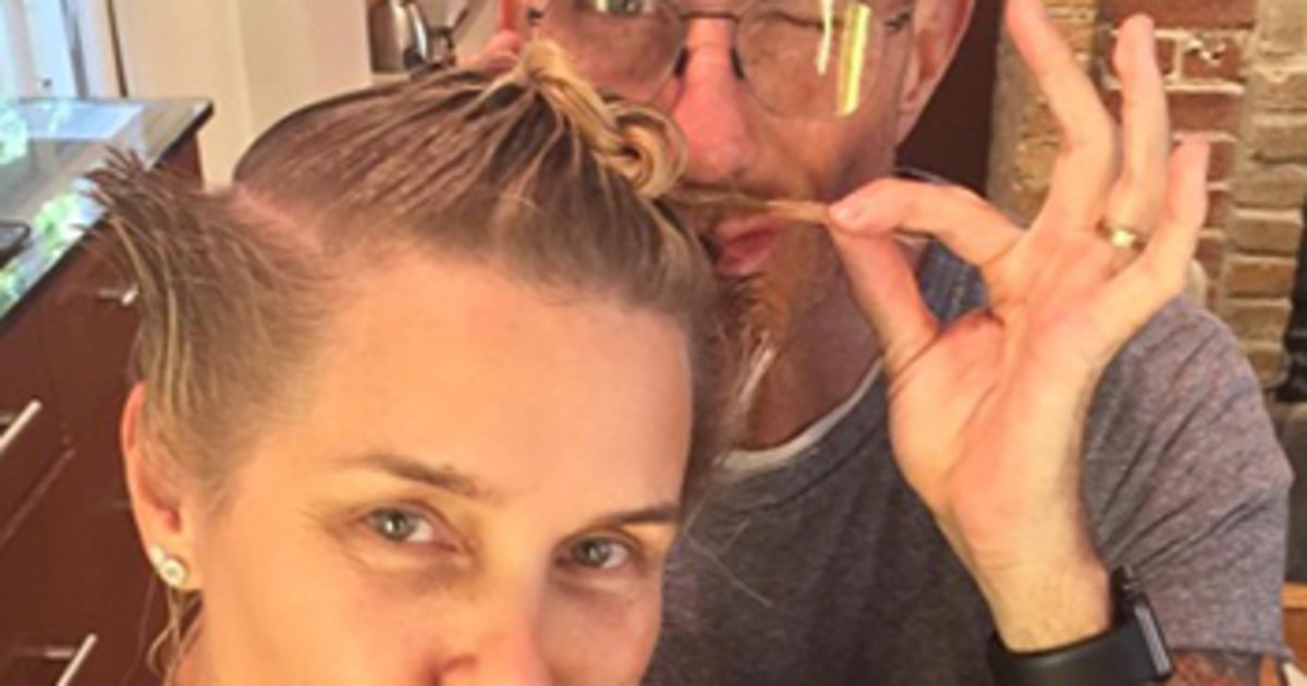Yolanda Foster Chops Off Her Hair Amid Lyme Disease | yolanda foster chops off her hair amid lyme disease Yolanda Foster Chops Off Her Hair Amid Lyme Disease | yolanda foster chops off her hair amid lyme disease