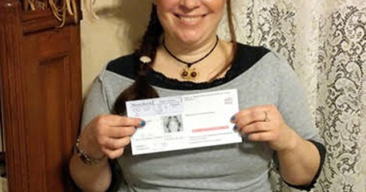 Pastafarian Woman Allowed to Wear Strainer on Head in License Picture