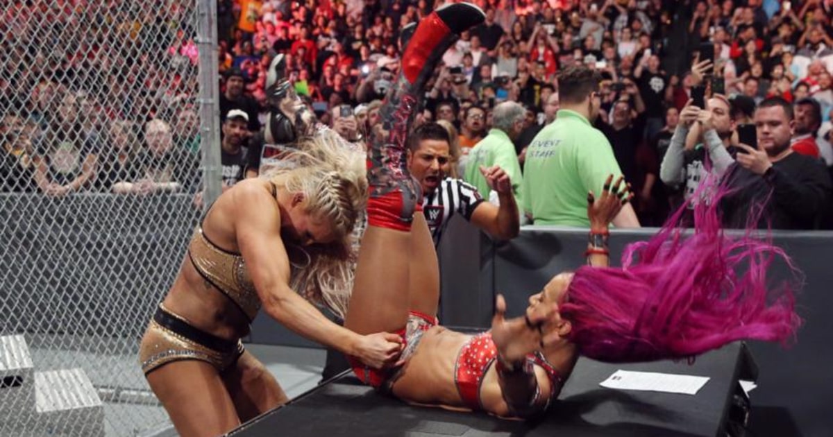 Sasha banks butt hell in a cell Sasha banks butt hell in a cell