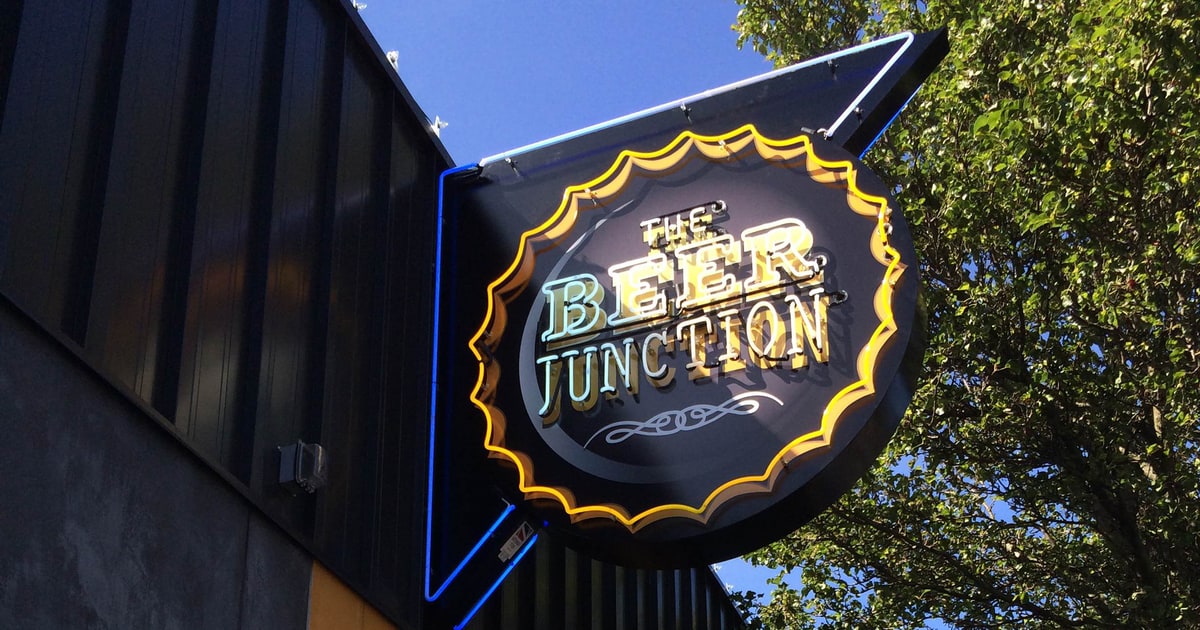 Washington The Beer Junction (Seattle) The 50 Best Beer Stores in America Men's Journal