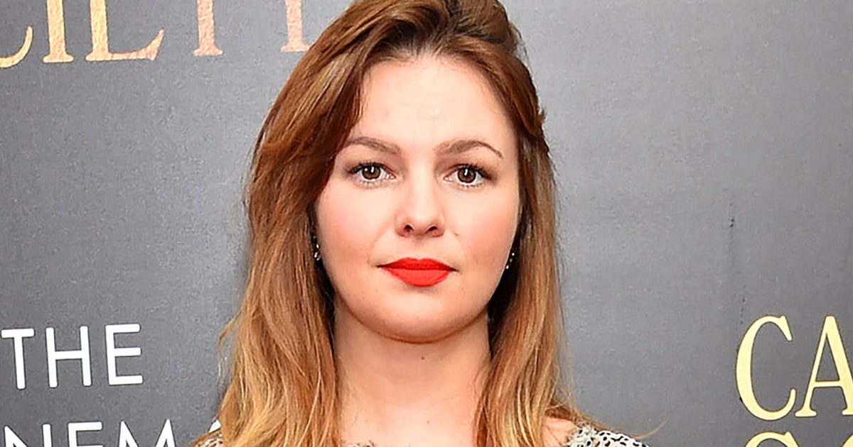 free lesbain porn pictures amber tamblyn hot butt