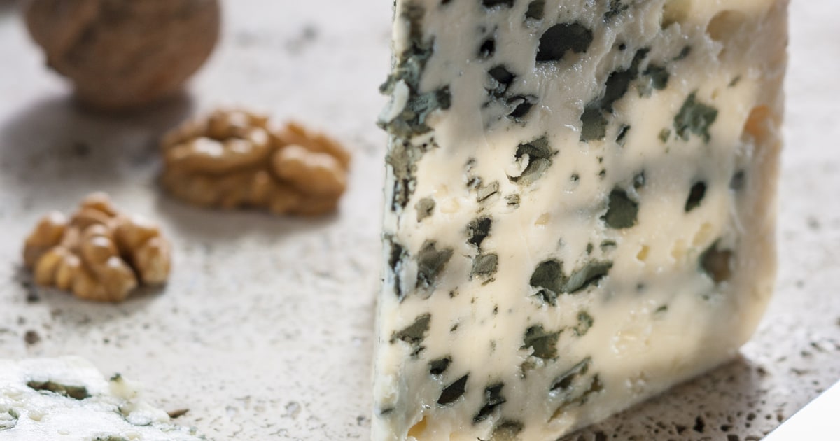 Blue Cheese Name That Cheese 35 Types to Try Men's Journal