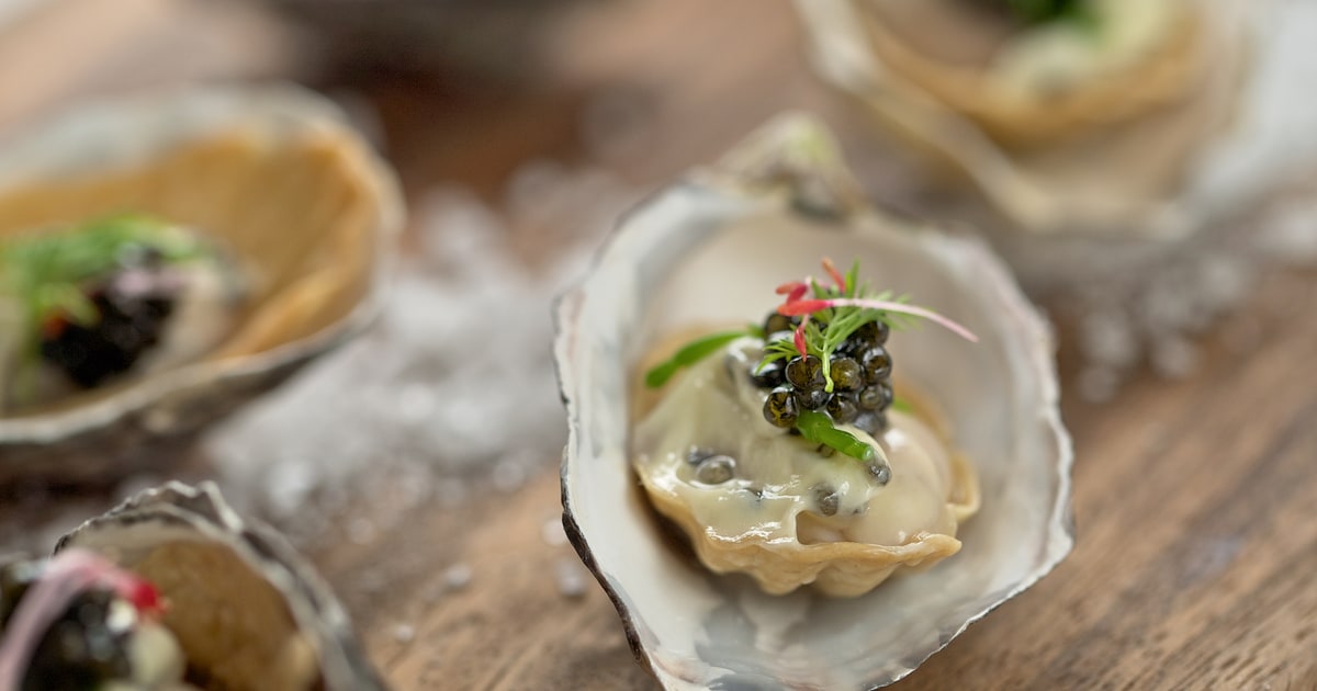 Oysters The 32 Healthiest Foods You Can Eat Men's Journal