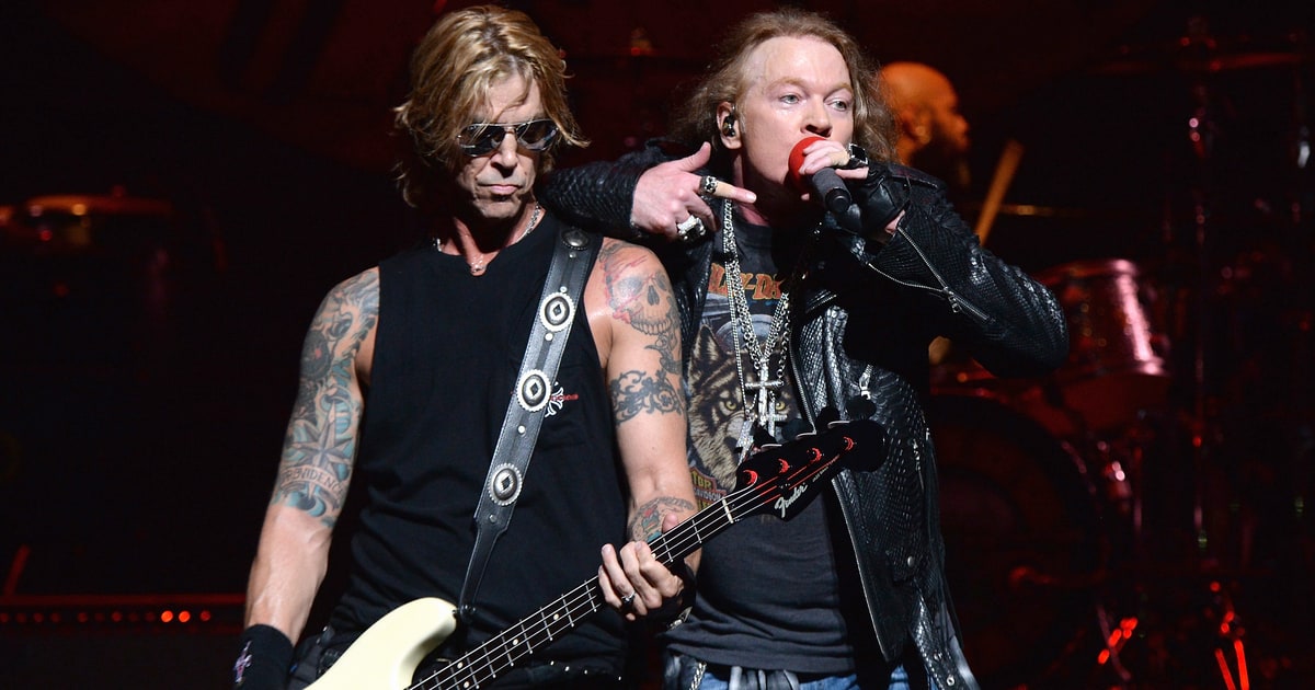 watch guns n 39 roses celebrate 39 appetite 39 at intimate nyc york live incident report