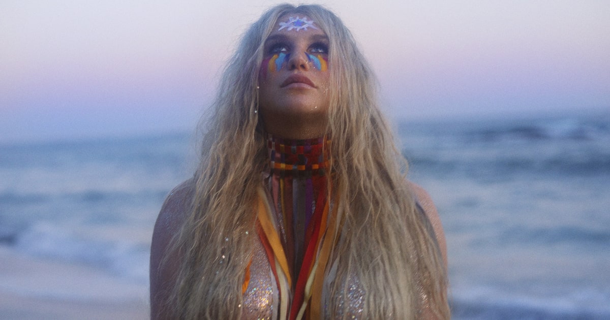 Kesha's Bold Hair Colors - wide 1