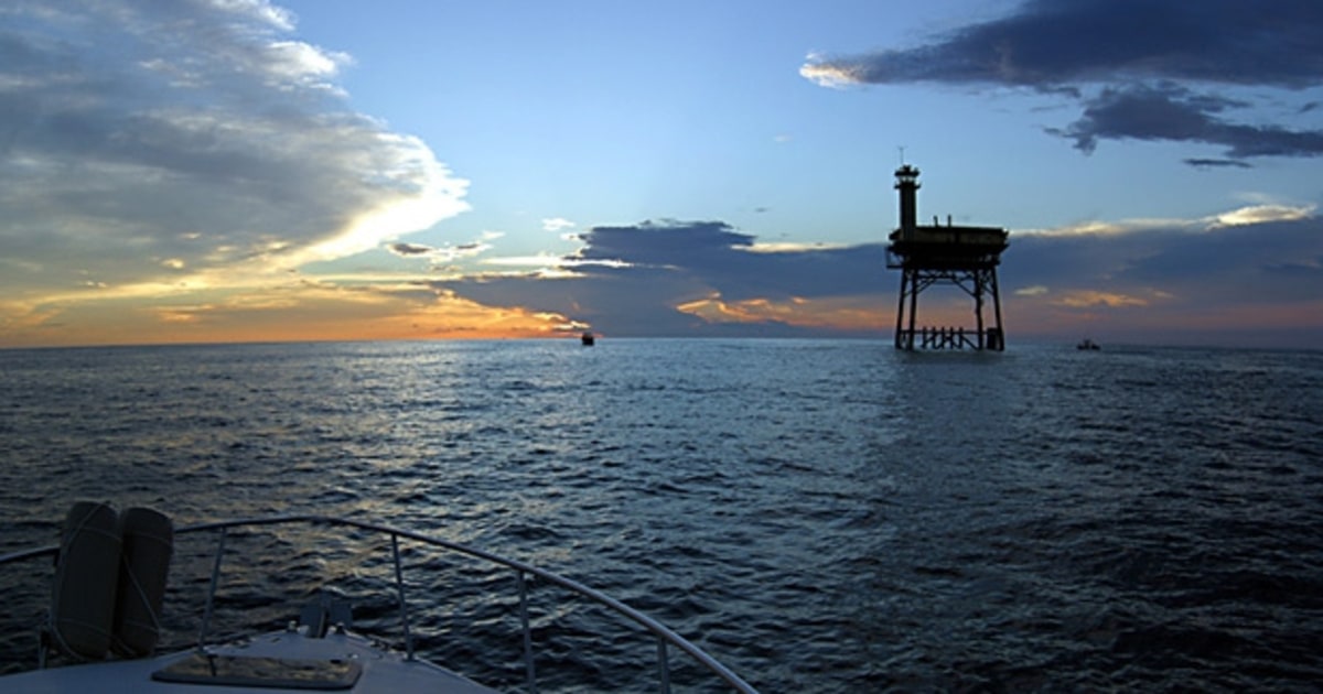 Oil Rig Hotel Frying Pan Shoals Men's Journal