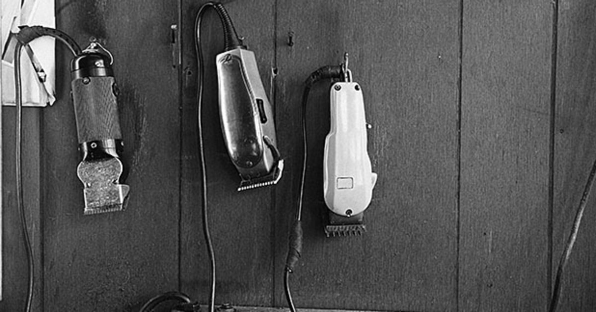 Clean Your Blades Regularly Pro Tips for Maintaining Your Beard