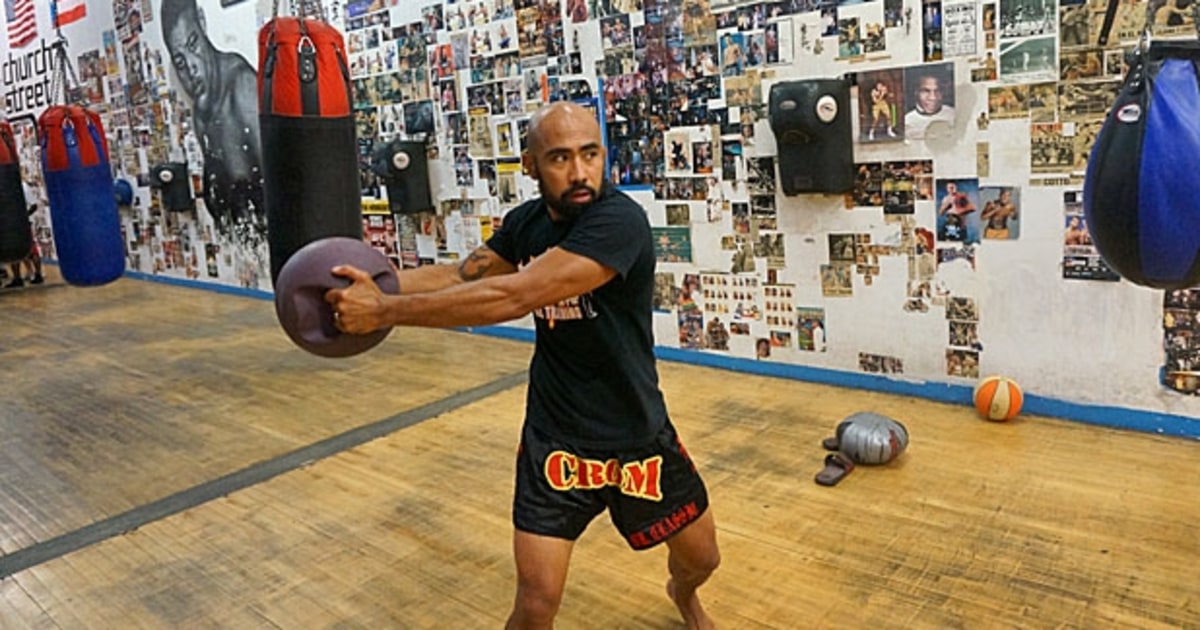 The Muay Thai Fighter's Conditioning Workout Men's Journal