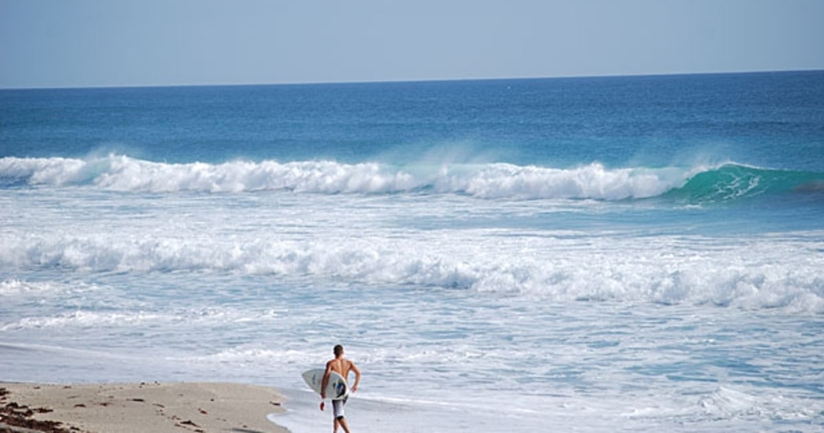 Reef Road Surfing Six Top East Coast Surf Spots Men's Journal