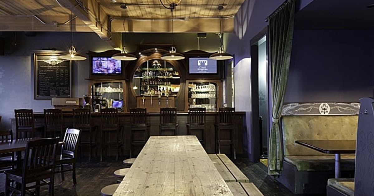 The 14 Most Unique Bars in the U.S. Men's Journal