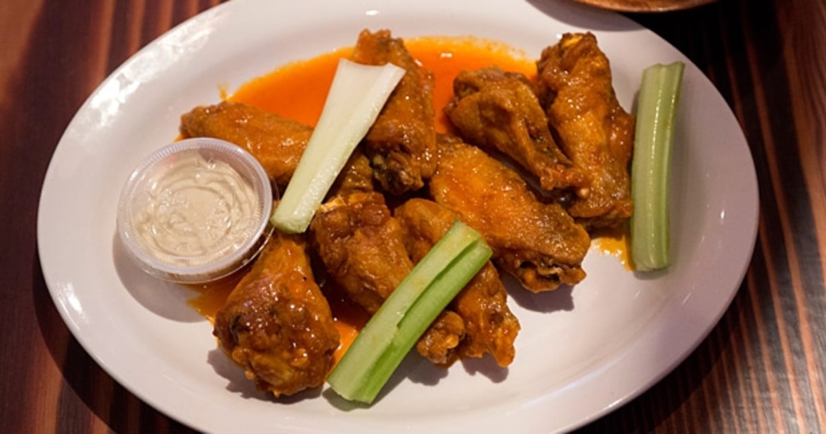 The Original Buffalo Wing Recipe Men's Journal