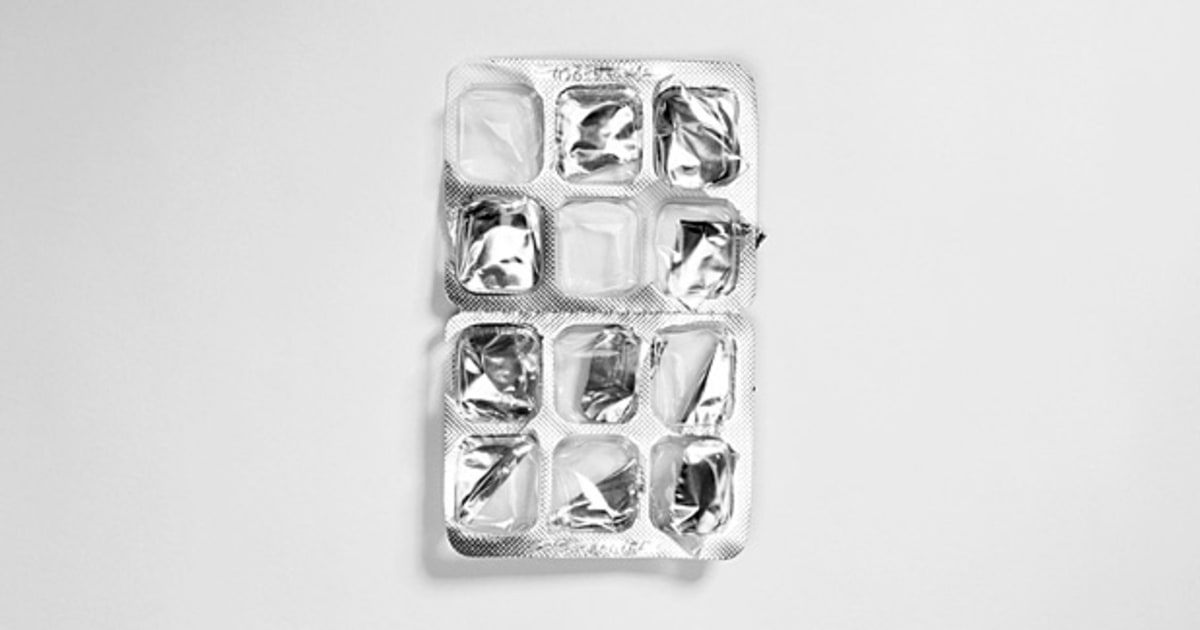 Whitening chewing gums Best Ways to Whiten Teeth Men's Journal