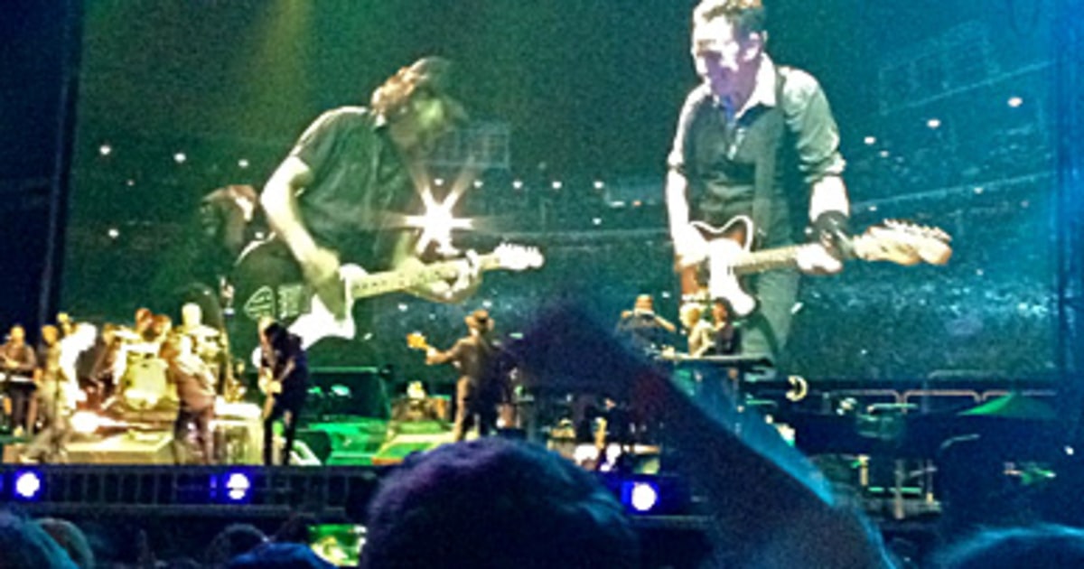 Bruce Springsteen Performs 