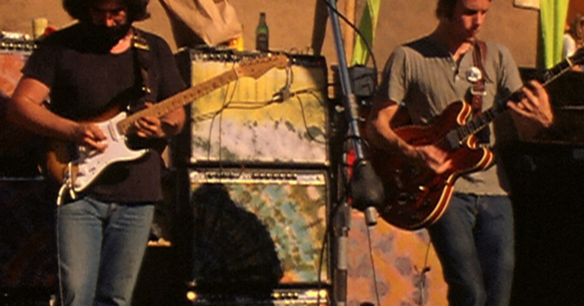 Watch the Grateful Dead Play 'Jack Straw' in Venta, Oregon in 1972