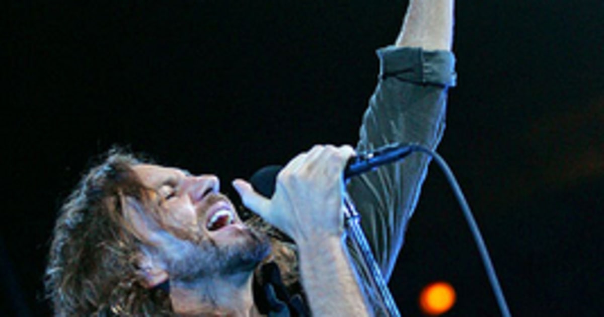 Pearl Jam Commit "World Wide Suicide" Rolling Stone