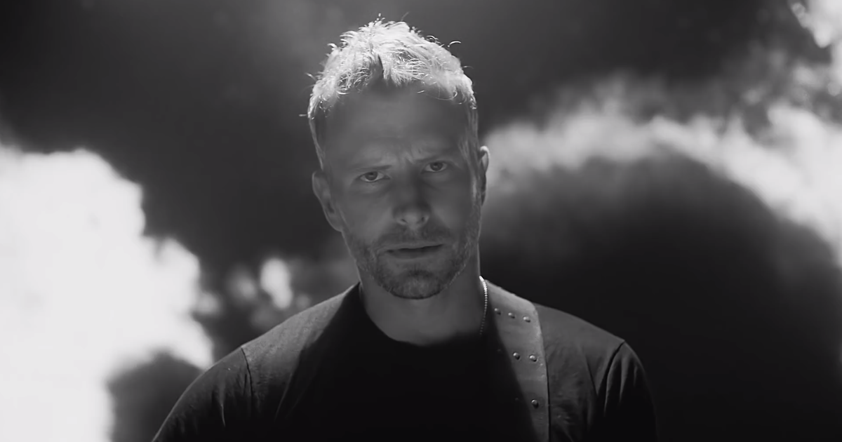 Watch Dierks Bentley S Gritty Riser Video Rolling Stone