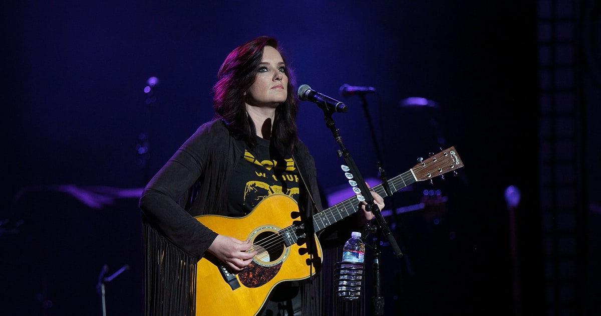 Hear Brandy Clark's Wistful 'Love Can Go to Hell' Rolling Stone