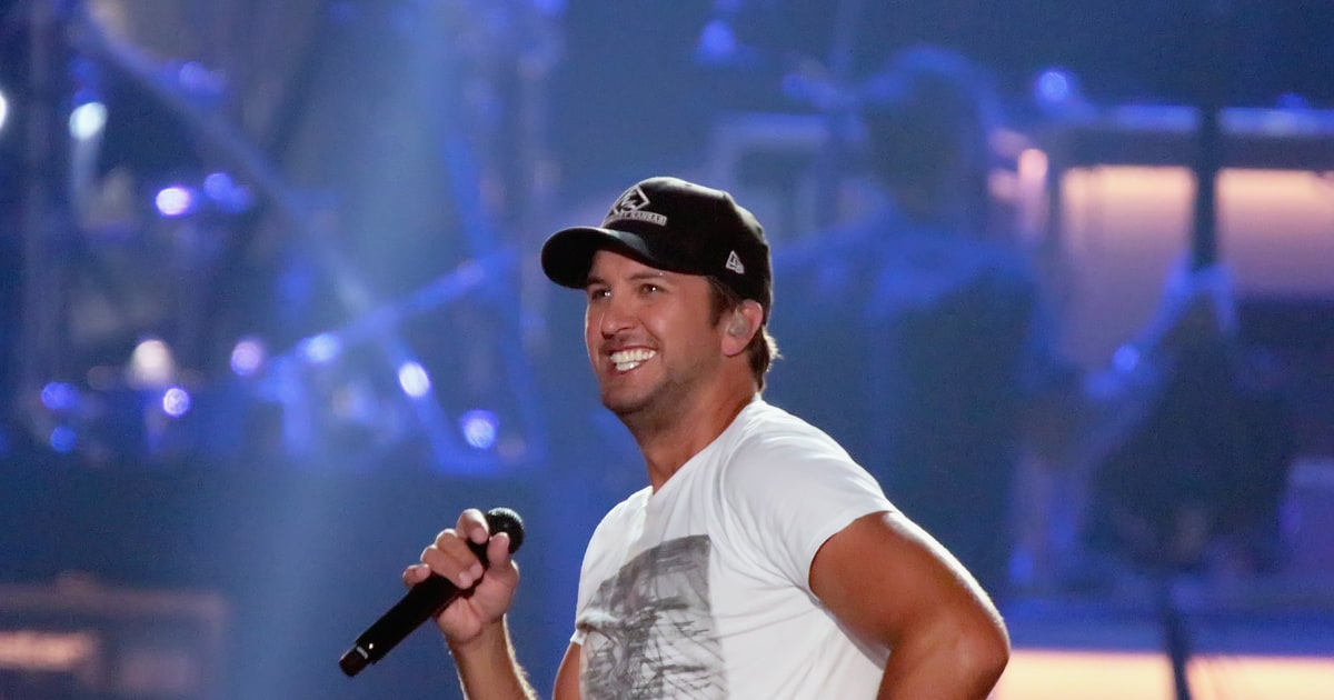 Luke Bryan Announces Dates For 2016 Farm Tour Rolling Stone