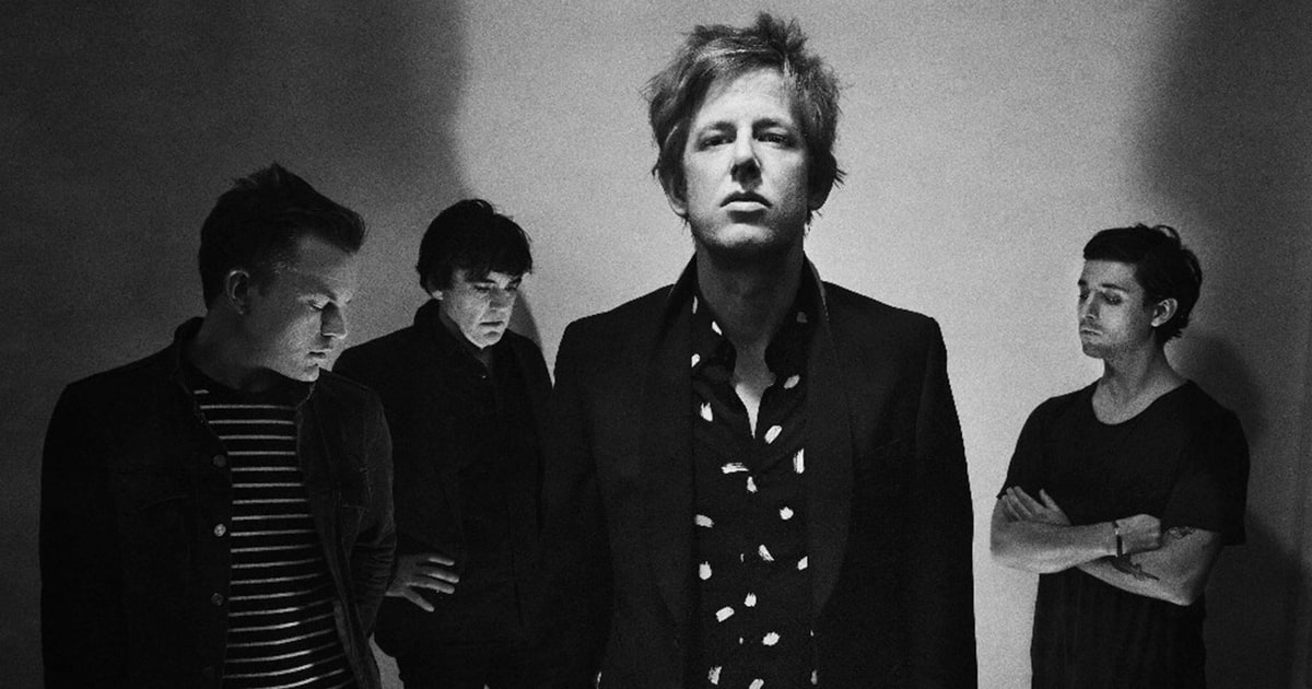 Hear Spoon's Edgy New Dance-Rock Song 'Hot Thoughts' - RollingStone.com