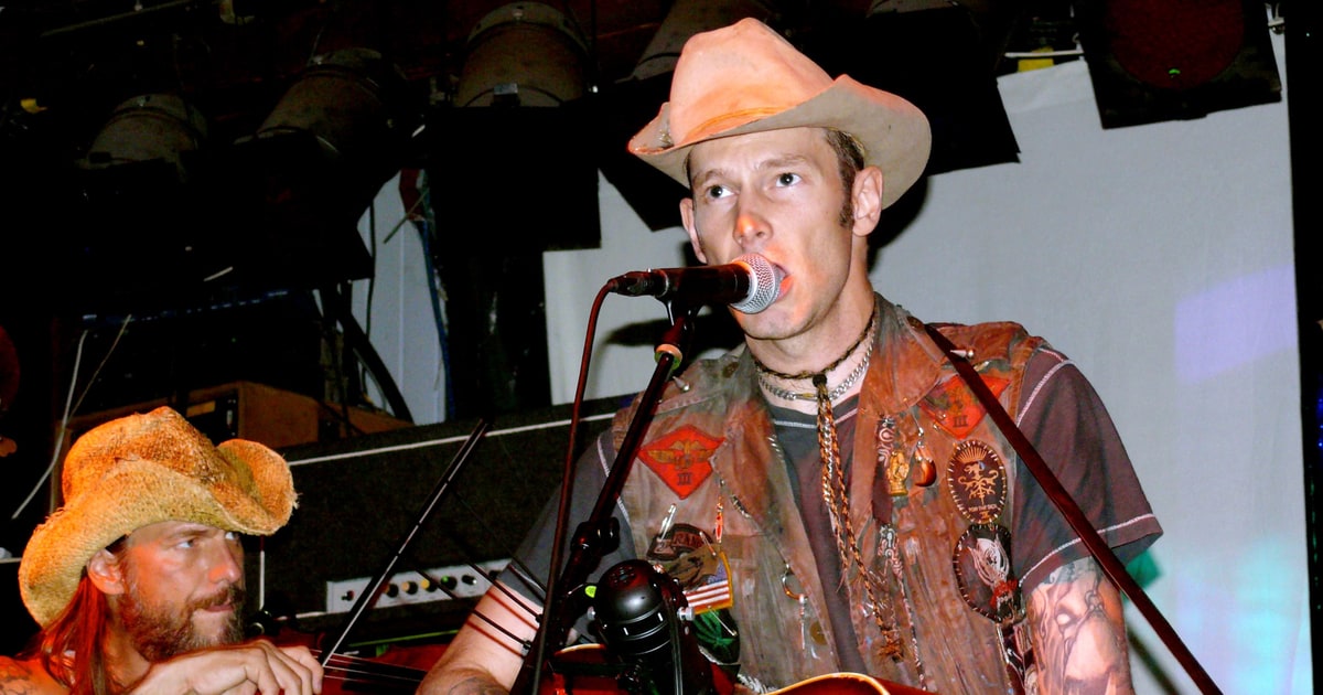 Hear Hank 3, DevilDriver's 'Country Heroes' Rolling Stone