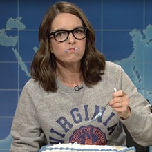 Watch Tina Fey Take Out Charlottesville Angst on Sheet Cake on 'SNL'