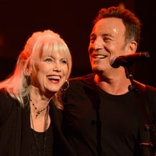 Flashback: See Emmylou Harris Cover Springsteen's 'Racing in the Street'
