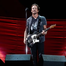Watch Eddie Vedder, Chris Martin's Joint Global Citizen Set