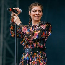 On the Charts: Lorde Lands First Number One Album With 'Melodrama'