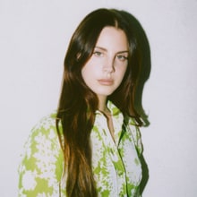 Review: Lana Del Rey Indulges in Nostalgia, Reverb on Fourth LP