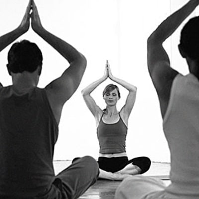 Yoga teacher dating